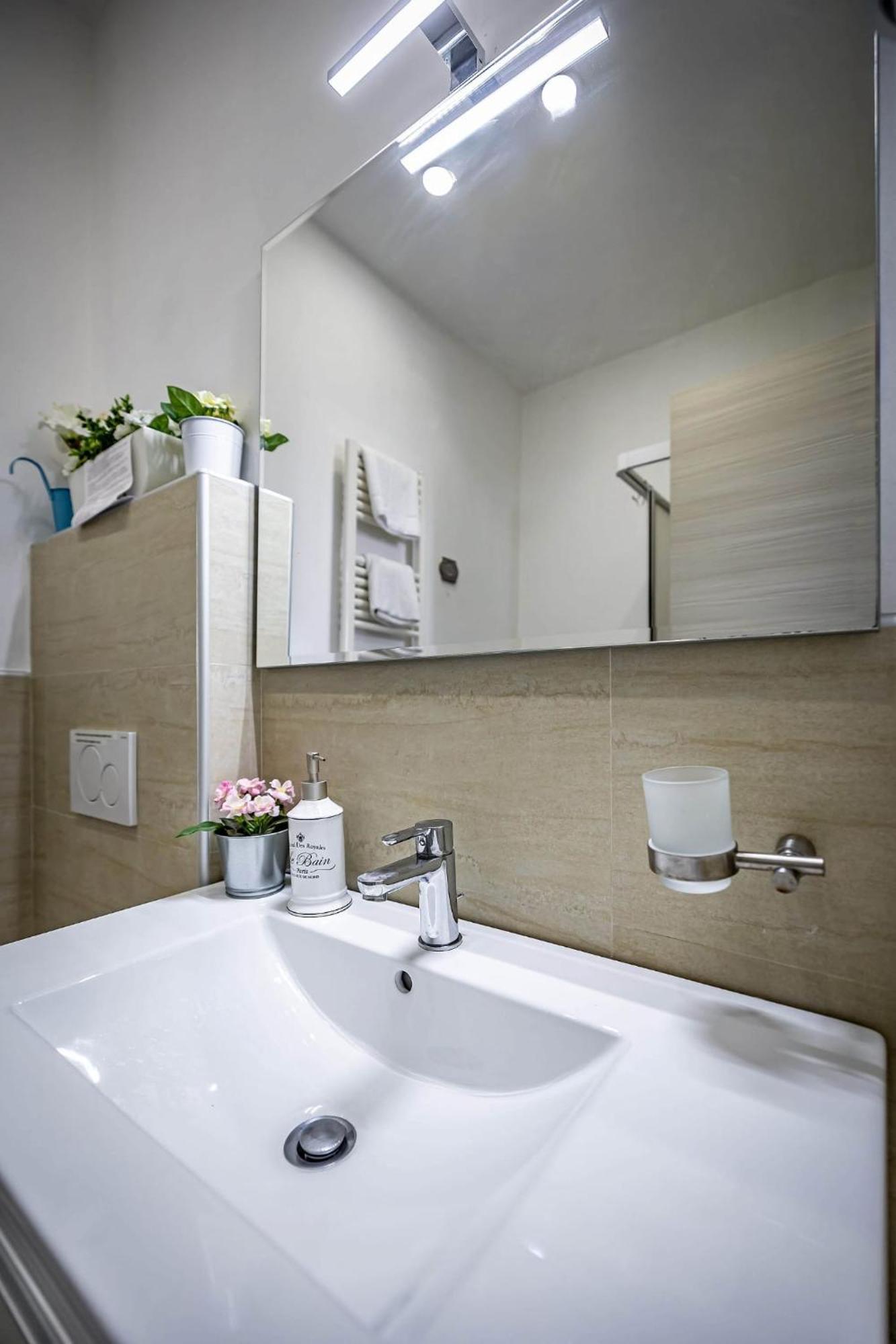 Il Viaggiator Leggero Bed & Breakfast Florence Exterior photo